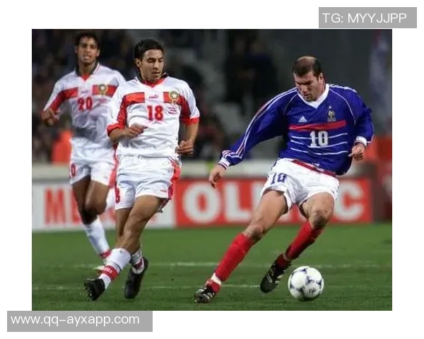 多尔古凌空抽射引发热议齐达内的到来让人感慨不已