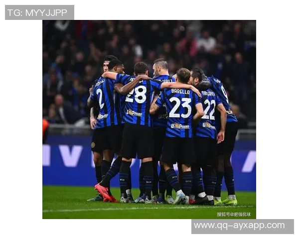 国米与那不勒斯关注20岁右后卫帕莱斯特拉引发转会热潮