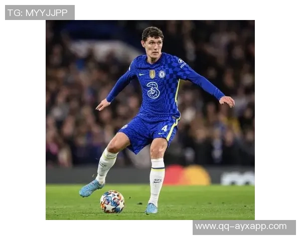 巴萨因克里斯滕森重伤紧急寻求新中卫中场球员或成替代方案